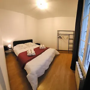 Entier 2p Apartment Paris